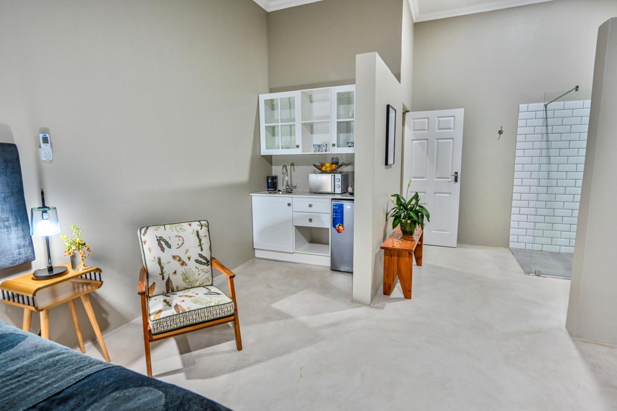 Blue Rain Guest House Bloemfontein Esterno foto