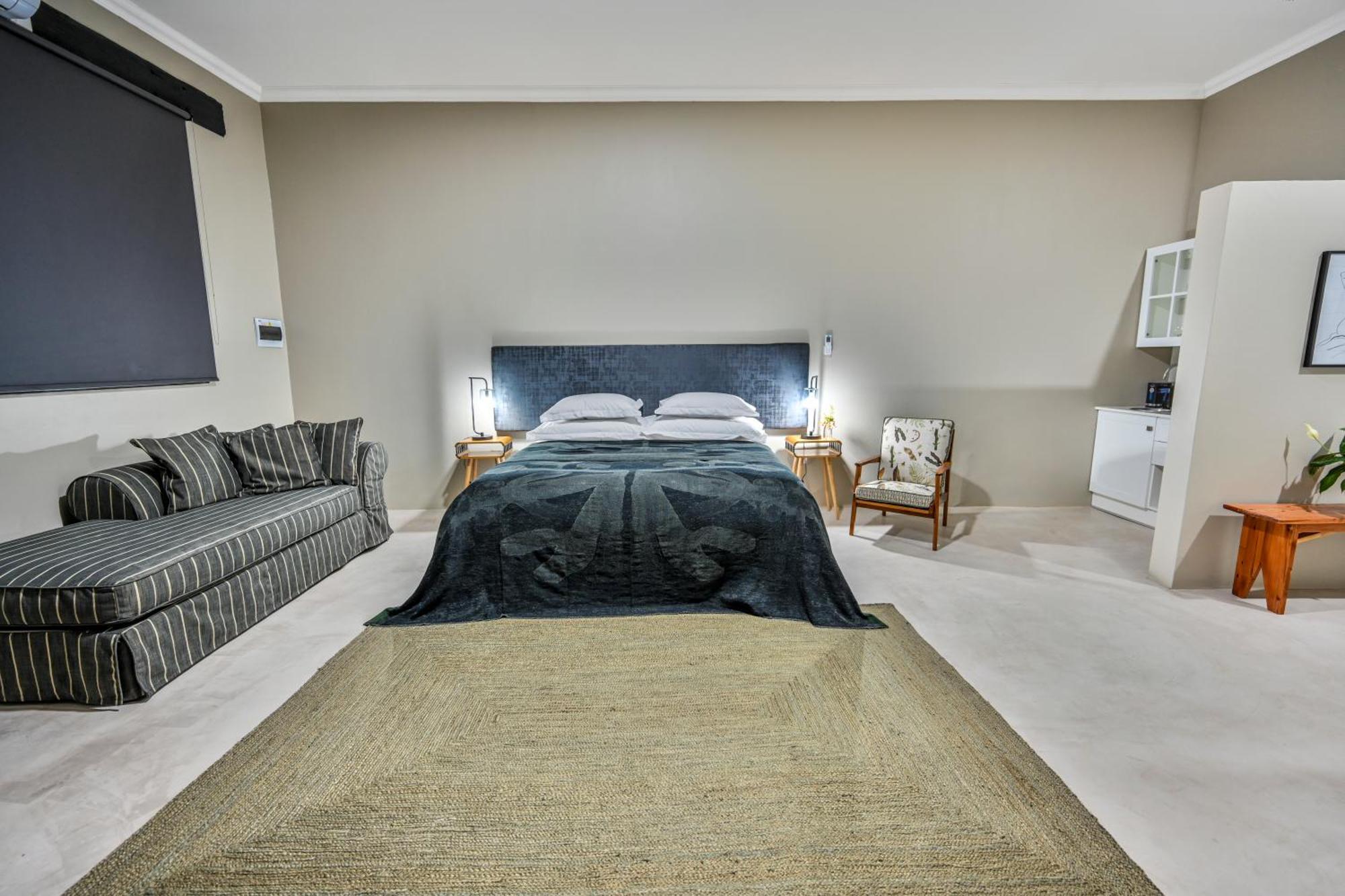 Blue Rain Guest House Bloemfontein Esterno foto